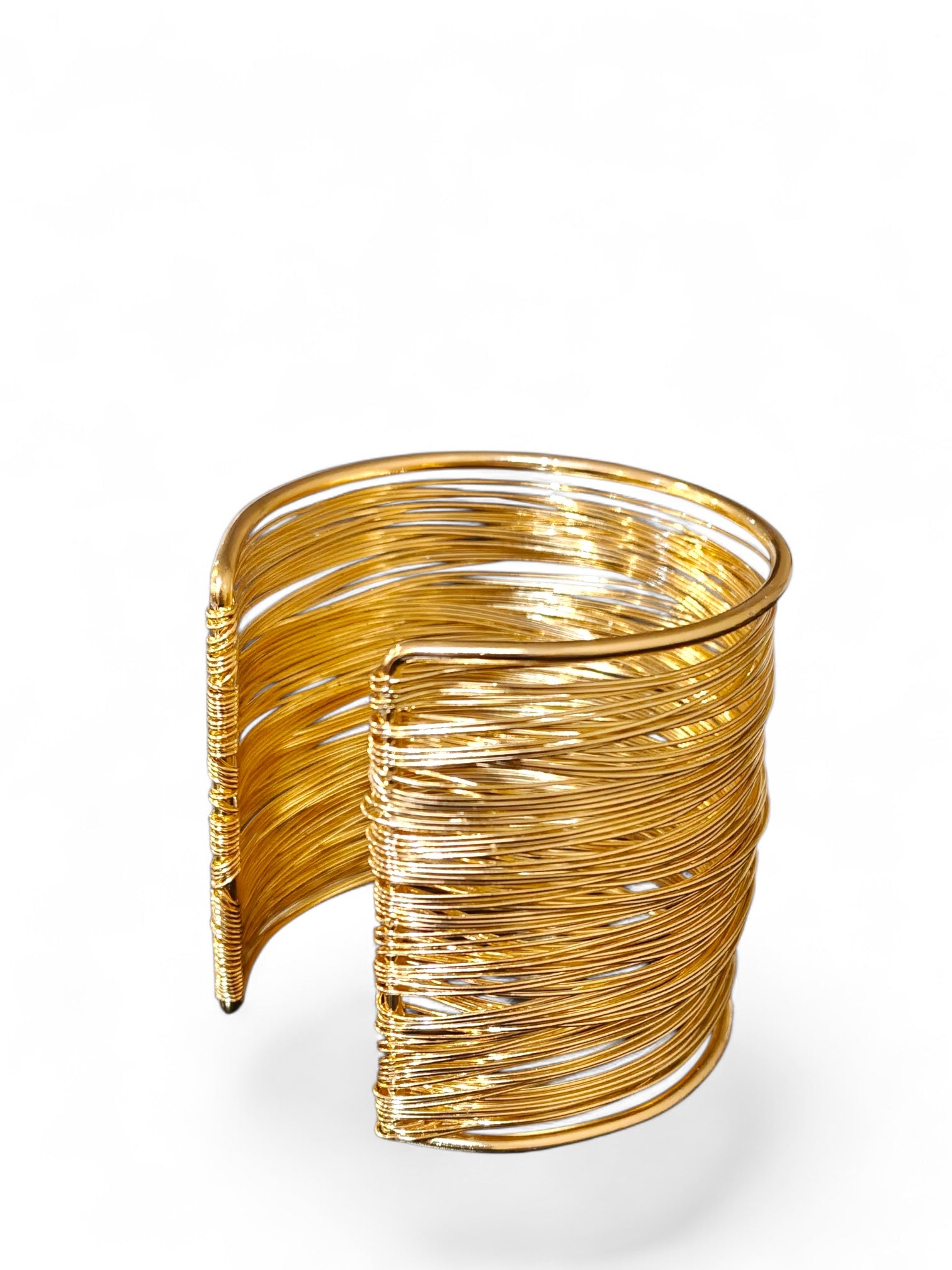 Mehr Sunehri Cuff